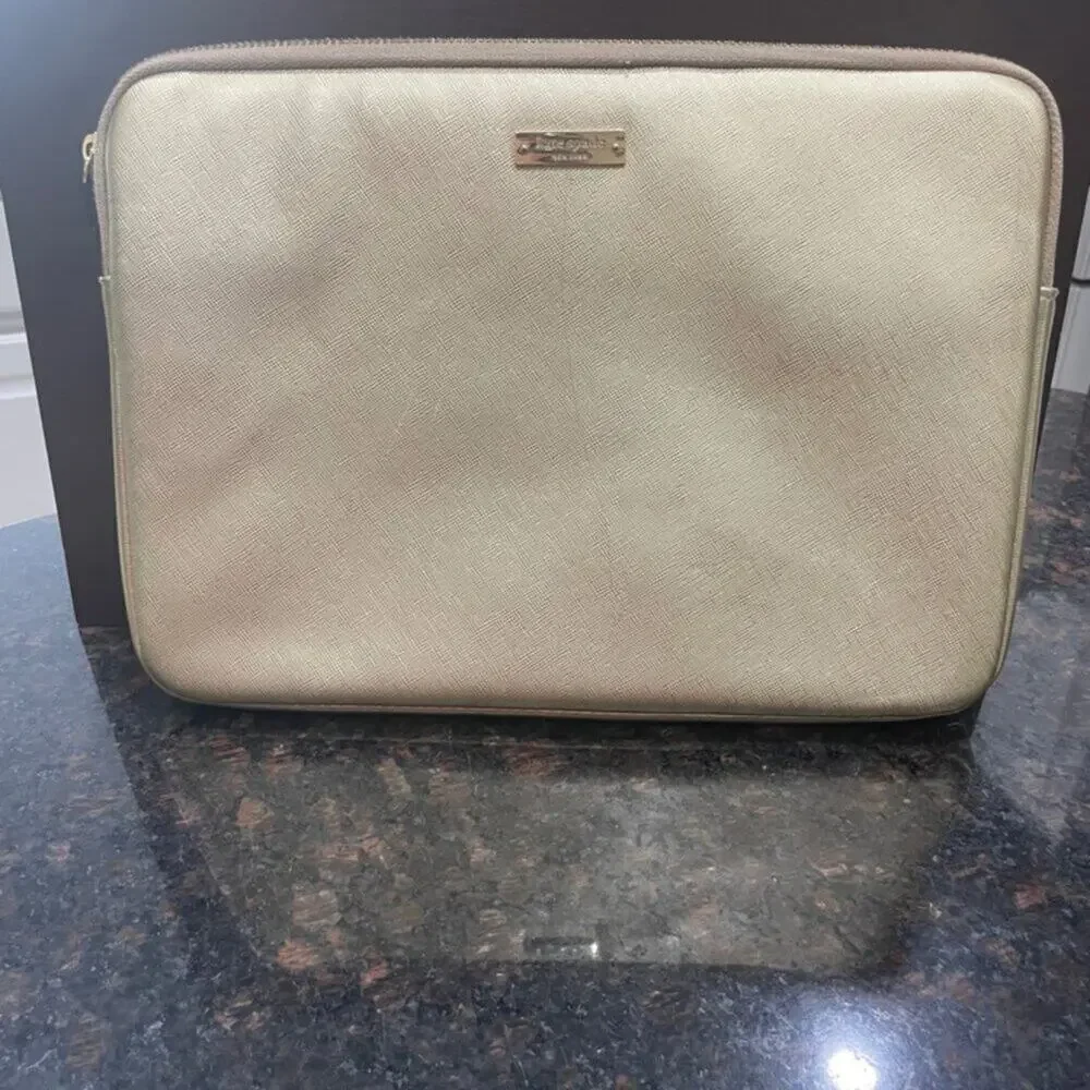 KATE SPADE LAPTOP NOTEBOOK‎ CASE METALLIC GOLD 13 ‘ VERSATILE FUNCTIONAL